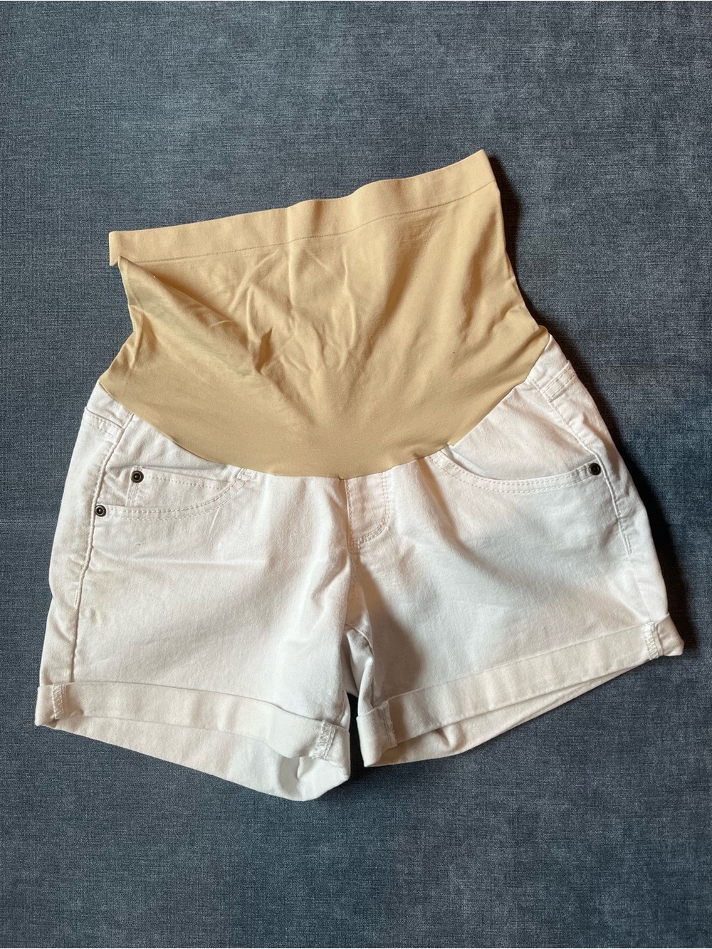 A Glow Women’s Maternity Shorts